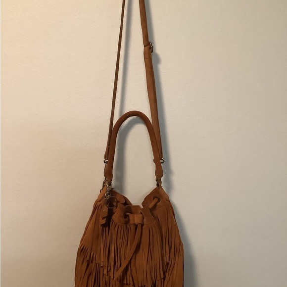 Frye and Co. Phoebe fringed leather suede boho bucket drawstring western bag - Picture 2 of 16